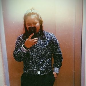 Meet your Posher, Putu